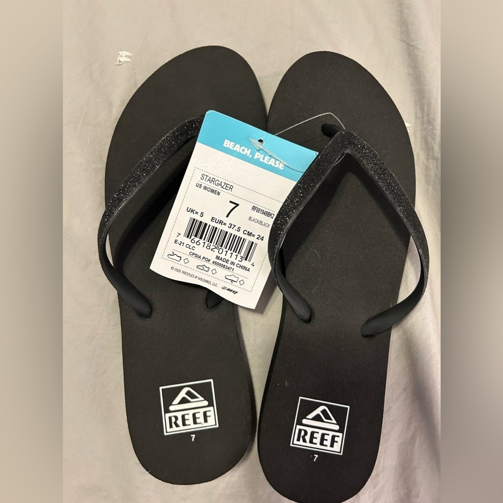 NWT Reef Stargazer Flip Flops